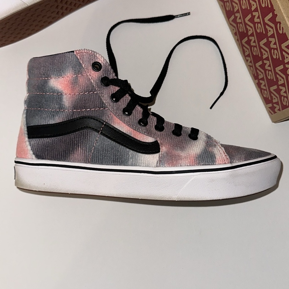 MENS HIGH TOP VANS - Picture 2 of 8